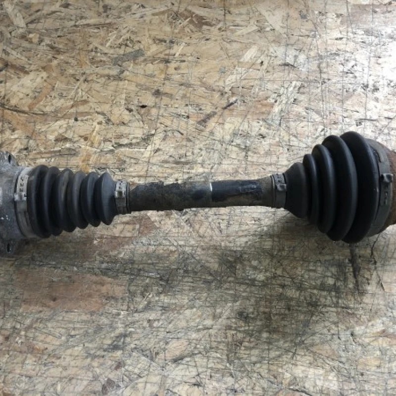 Planetara stanga / Volkswagen Golf MK6 2010 / Directie si suspensie