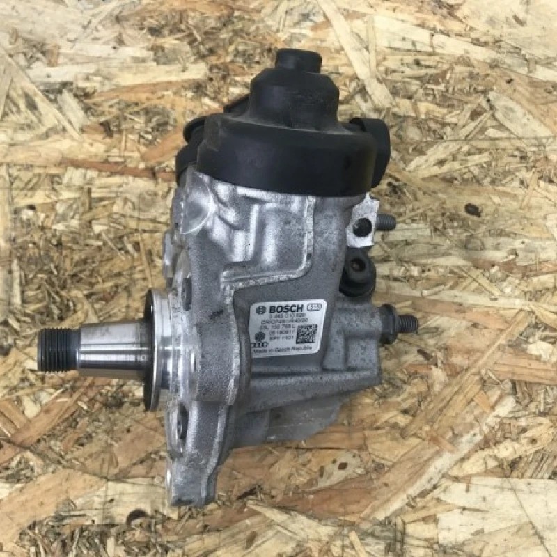 Pompa injectie / Volkswagen Passat B7 2012 / Motor, racire si evacuare