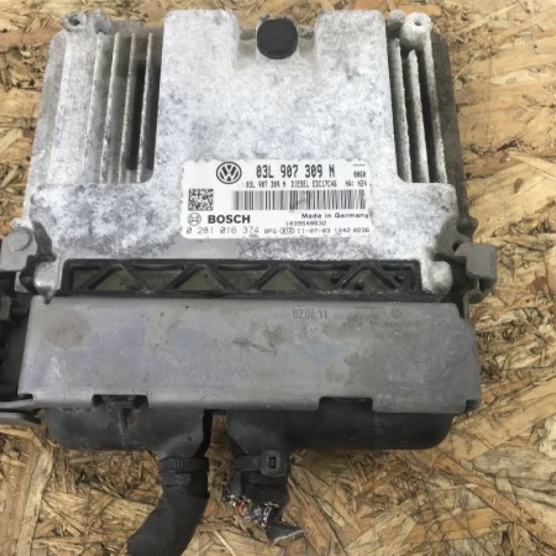 Calculator motor ECU / Volkswagen Passat B7 2012 / Motor, racire si evacuare