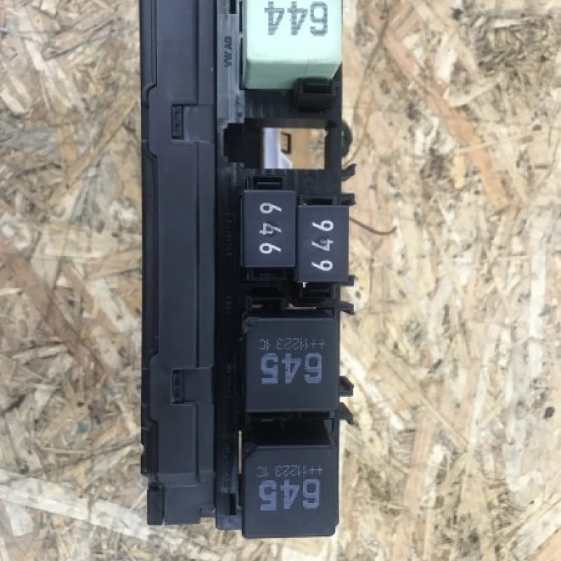 Modul BCM / Volkswagen Passat B7 2012 / Audio si electronice