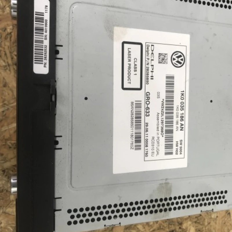 Radio CD / Volkswagen Passat B7 2012 / Altele