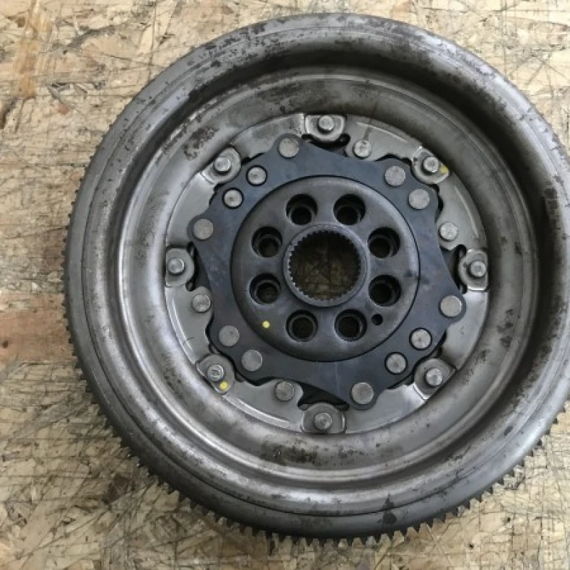 Volanta / Volkswagen Sharan 7N 2012 / Cutie viteze, ambreiaj, transmisie