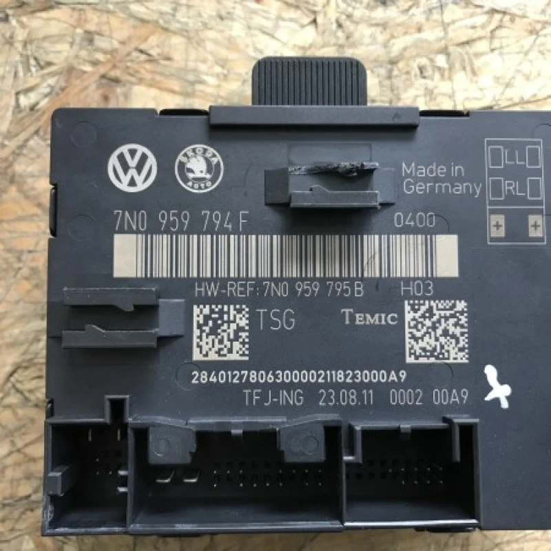 Modul confort usa dreapta spate Volkswagen 
