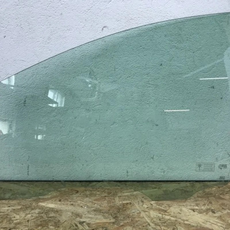 Geam usa stanga fata / Volkswagen Sharan 7N 2012 / Caroserie, oglinzi si faruri