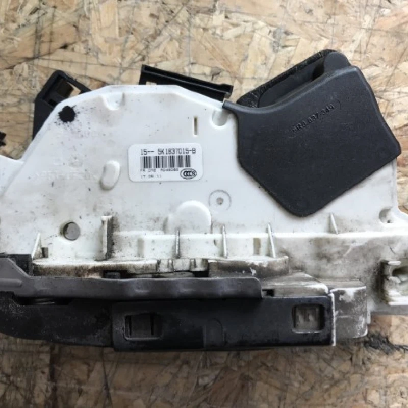 Iala broasca usa stanga fata / Volkswagen Sharan 7N 2012 / Caroserie, oglinzi si faruri