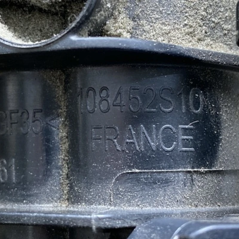 Galerie admisie / BMW Seria 5 F11 2013 / Motor, racire si evacuare