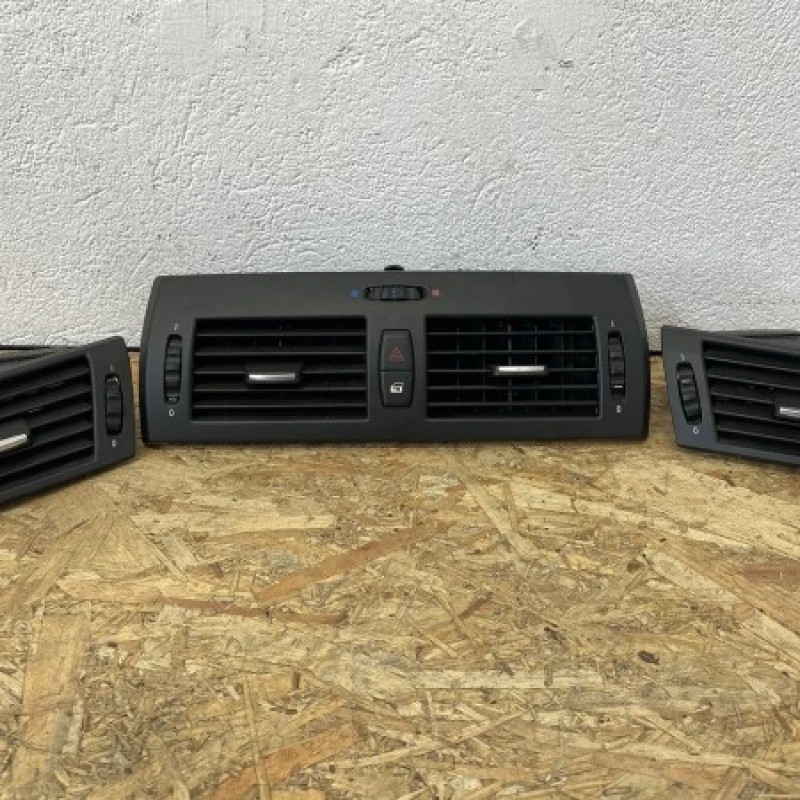Grile ventilatie volan stanga / BMW X3 E83 LCI 2010 / Interior