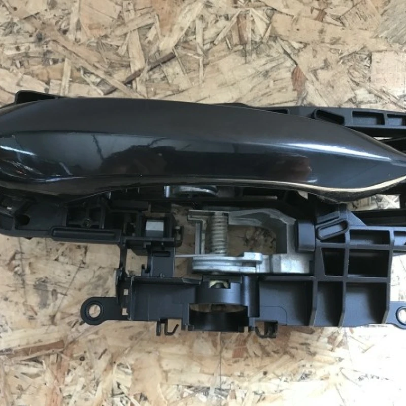 Maner usa dreapta fata BMW 