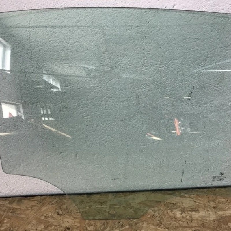 Geam dreapta spate BMW Seria 5 F11 2013