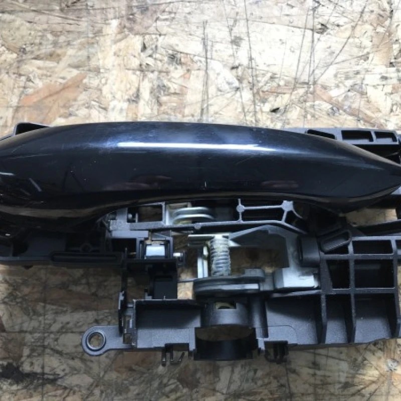 Maner usa dreapta spate BMW Seria 5 F11 2013