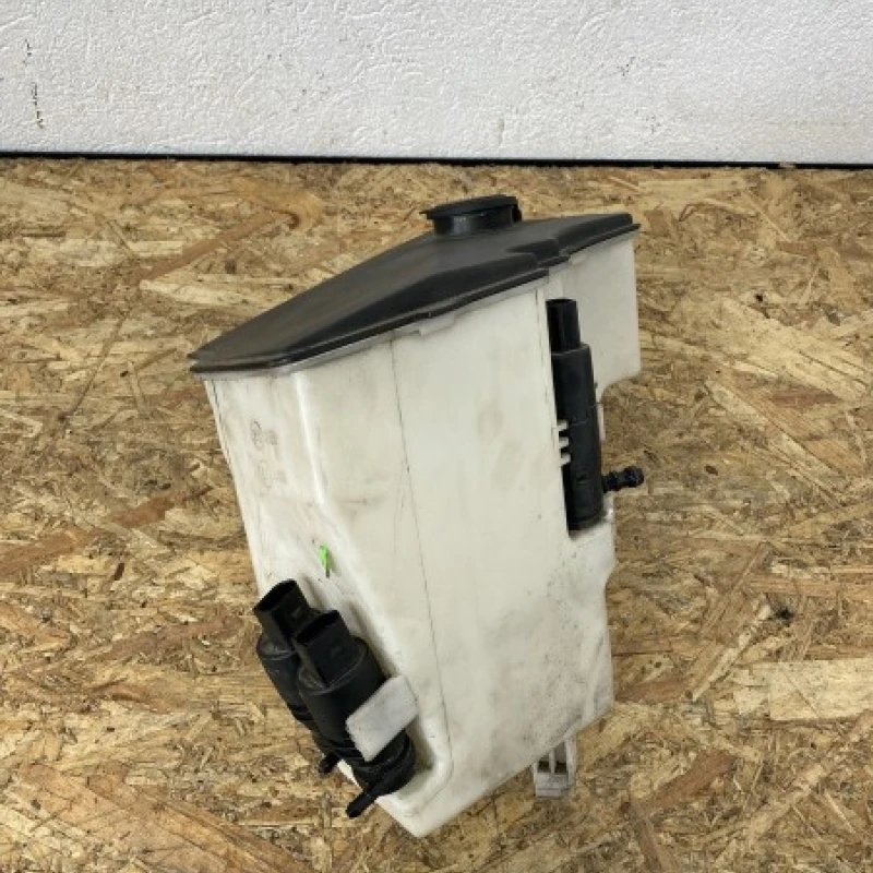 Vas spalator parbriz / BMW X3 E83 LCI 2010 / Caroserie, oglinzi si faruri