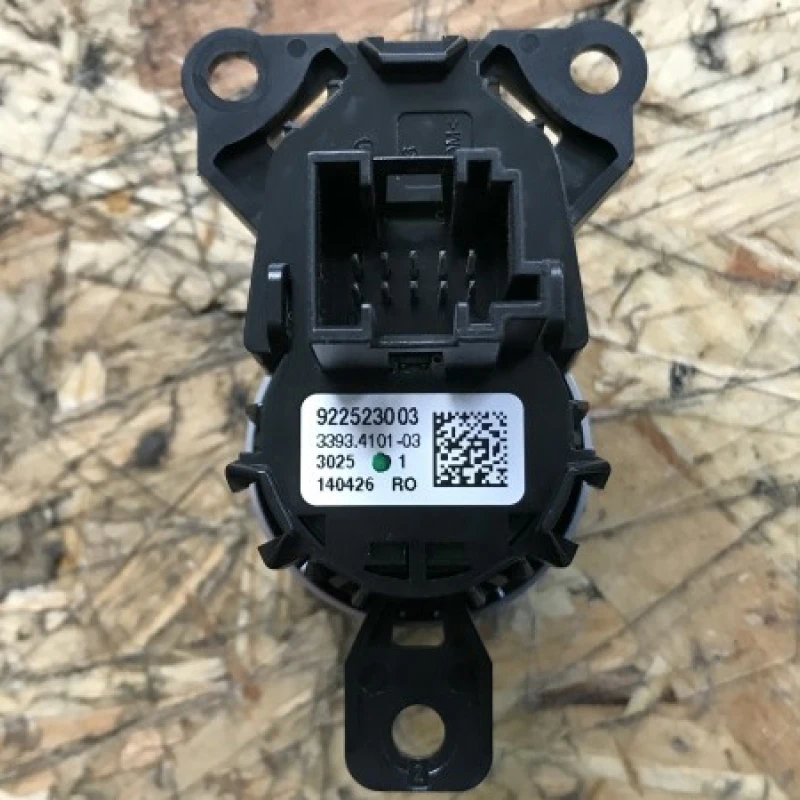 Buton pornire start stop / BMW Seria 5 F11 2013 / Audio si electronice