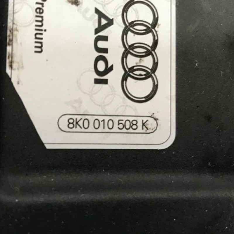 Usa rezervor cu buson / Audi A5 8T 2010 / Caroserie, oglinzi si faruri