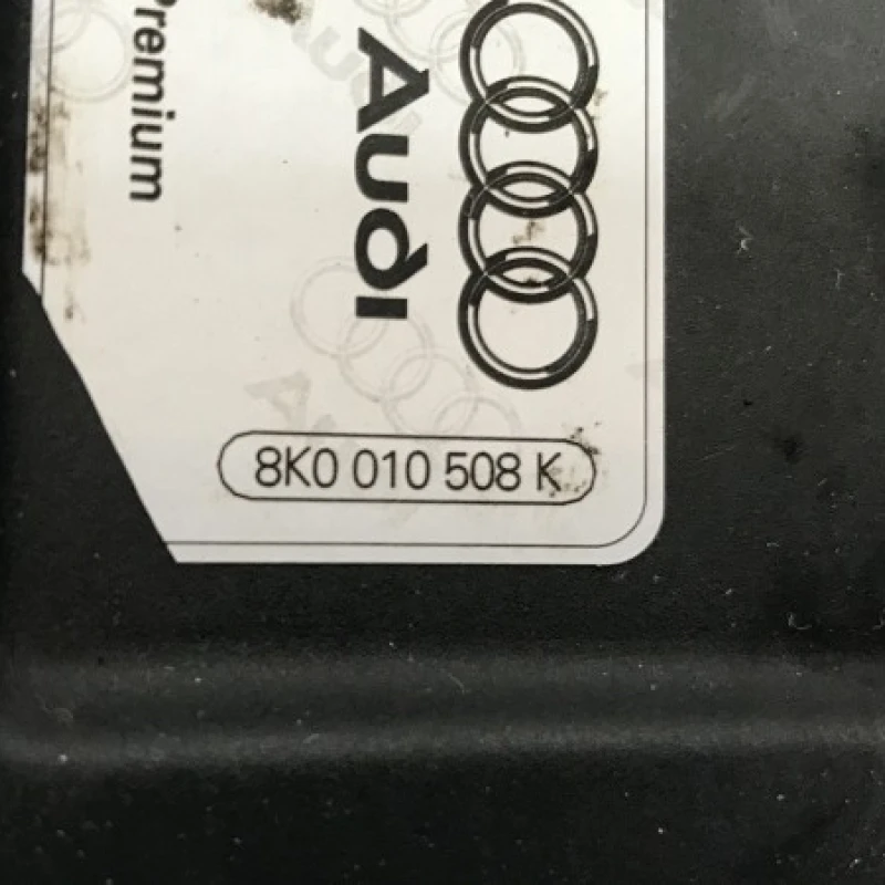 Usa rezervor cu buson / Audi A5 8T 2010 / Caroserie, oglinzi si faruri