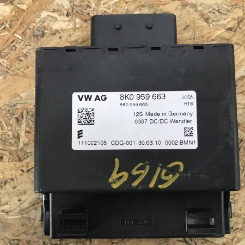 Modul stabilizator tensiune Audi A5 8T 2010