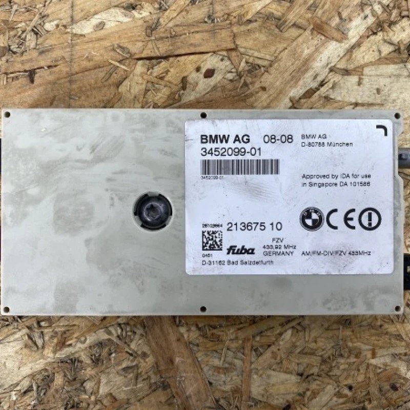 Modul antena BMW X3 E83 LCI 2010