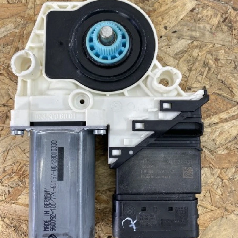 Modul confort usa dreapta spate Volkswagen 