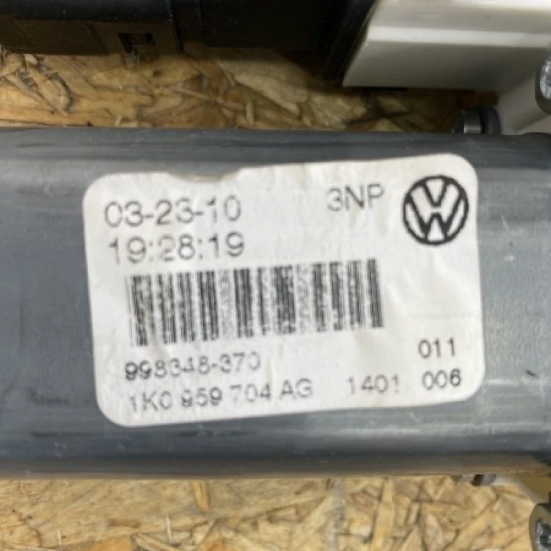 Modul confort usa dreapta spate / Volkswagen Golf MK6 2010 / Caroserie, oglinzi si faruri