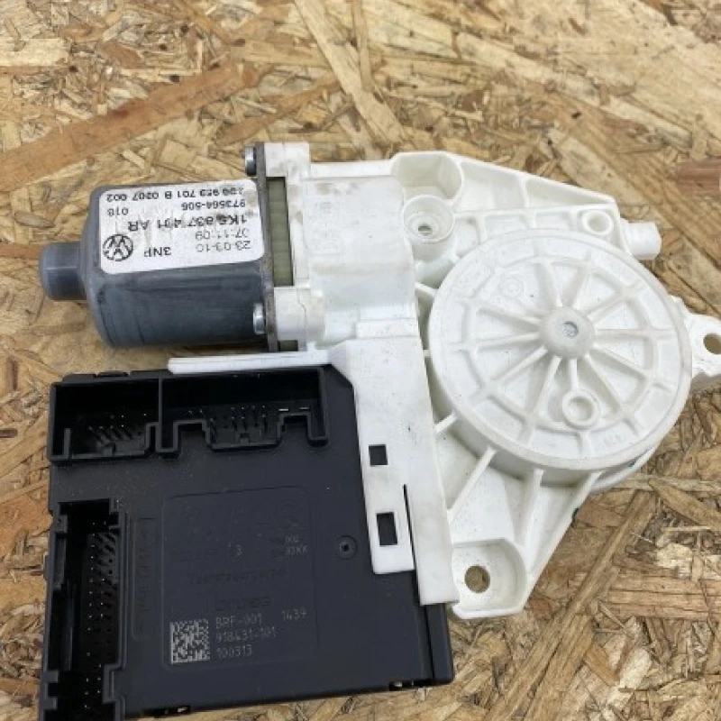 Modul confort usa stanga fata Volkswagen 
