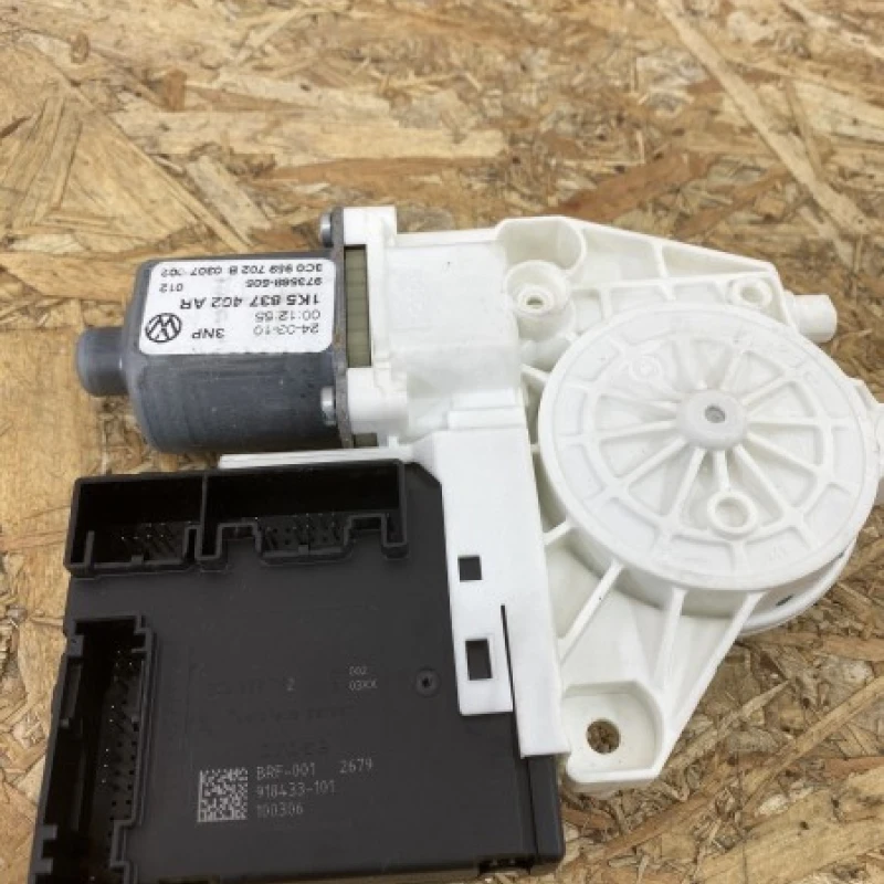 Modul confort usa dreapta fata Volkswagen 