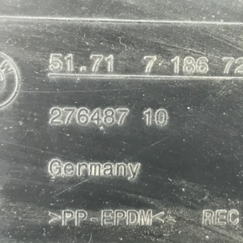 Carenaj dreapta fata(partea din spate) BMW 