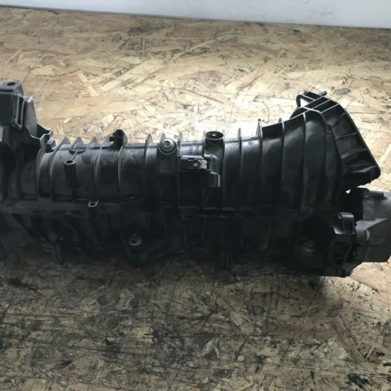 Galerie admisie cu motoras / BMW Seria 5 F10 2013 / Motor, racire si evacuare