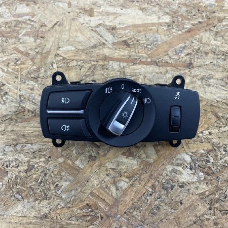 Bloc lumini / BMW Seria 5 F10 2013 / Caroserie, oglinzi si faruri