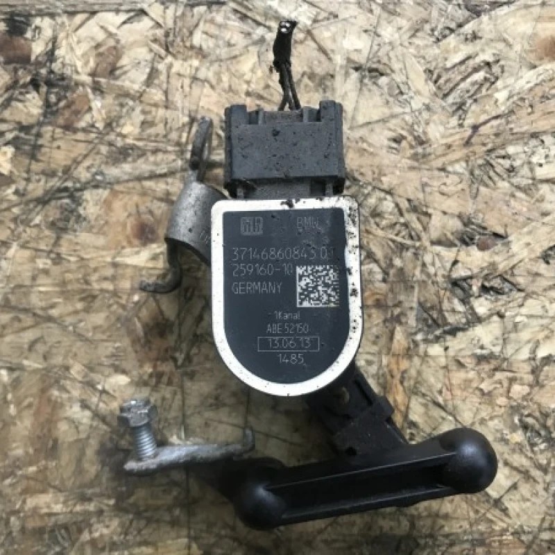 Senzor nivel stanga spate / BMW Seria 5 F10 2013 / Audio si electronice