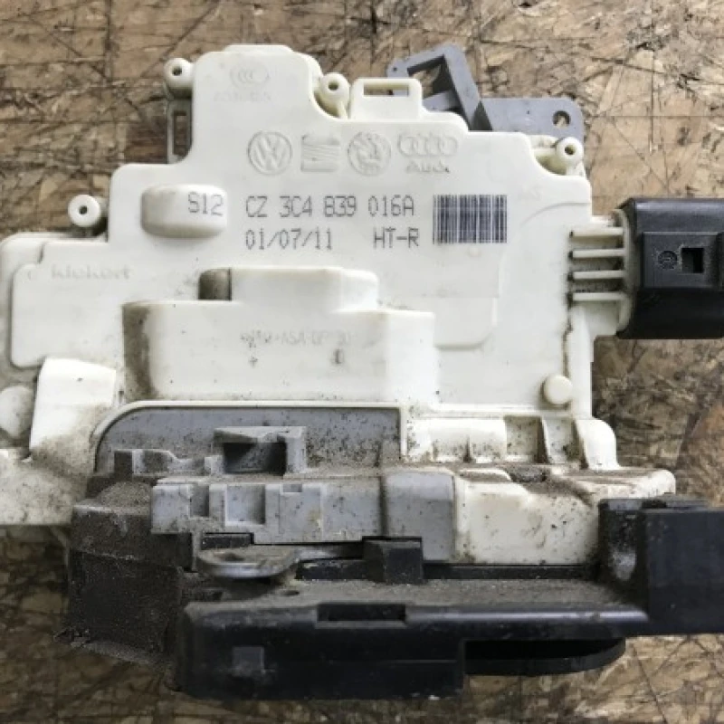 Iala broasca usa dreapta spate Volkswagen 