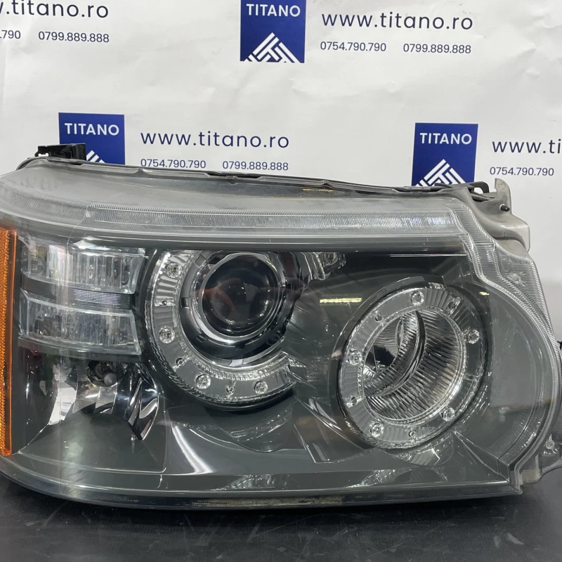 Far dreapta xenon / Land Rover Range Rover Sport Range Rover Sport 2011 / Caroserie, oglinzi si faruri