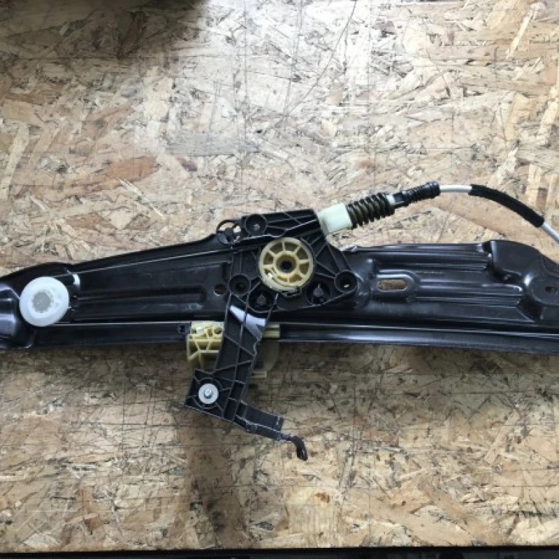 Macara geam stanga spate / BMW Seria 5 F11 2013 / Interior