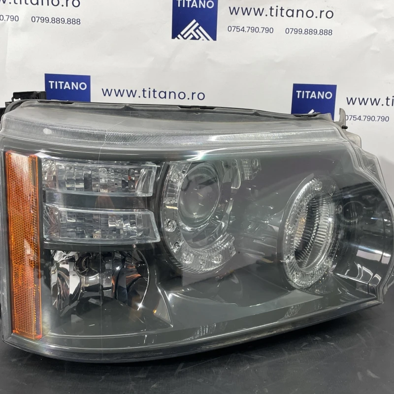 Far dreapta xenon / Land Rover Range Rover Sport Range Rover Sport 2011 / Caroserie, oglinzi si faruri