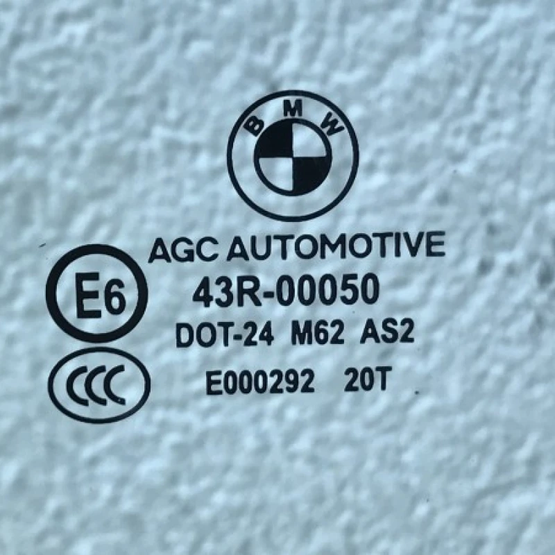 Geam usa stanga fata / BMW Seria 5 F11 2013 / Caroserie, oglinzi si faruri