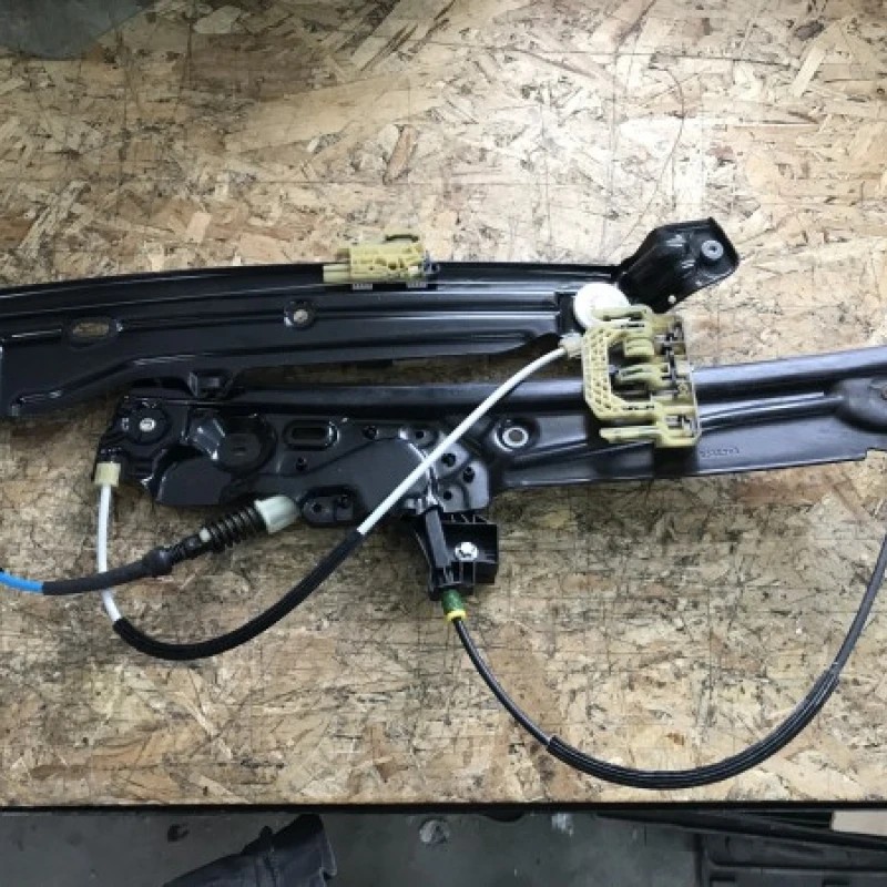 Macara geam stanga fata / BMW Seria 5 F11 2013 / Interior