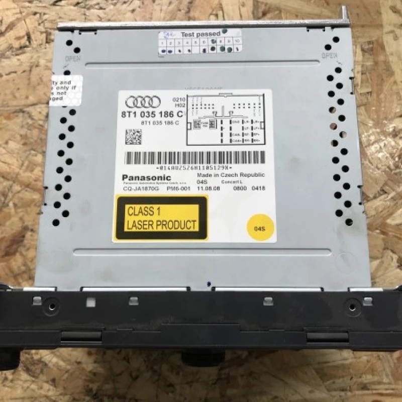 Radio CD / Audi A4 B8 2009 / Audio si electronice
