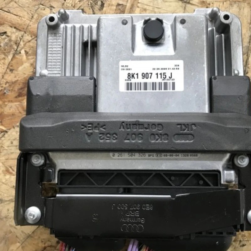 Calculator motor ECU Audi A4 B8 2009