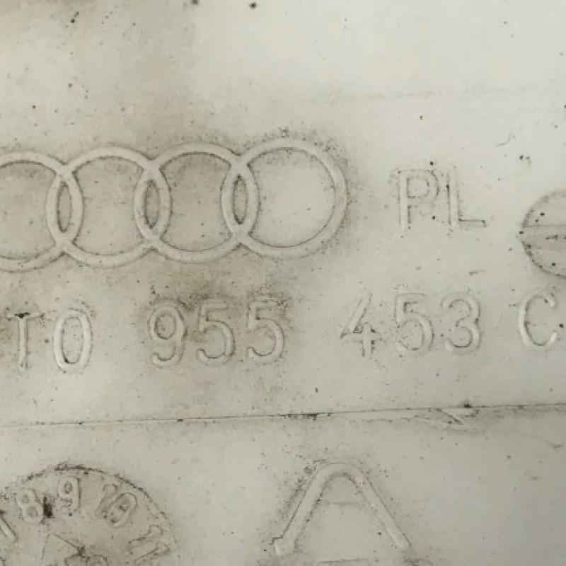 Vas lichid parbriz / Audi A4 B8 2009 / Caroserie, oglinzi si faruri