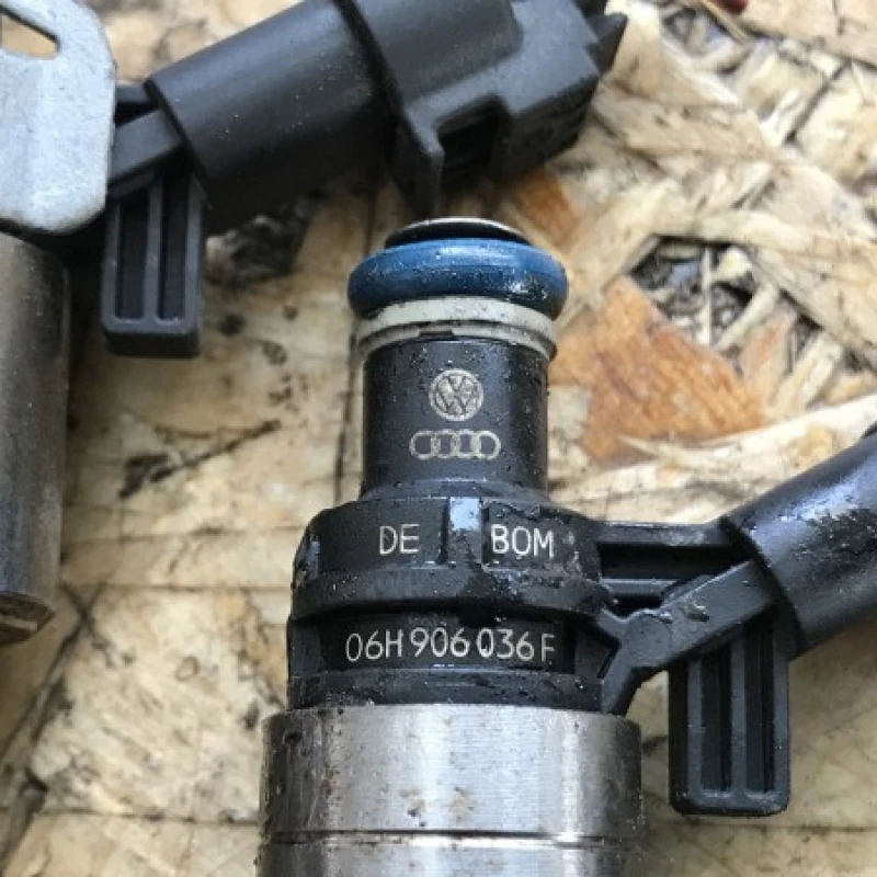 Injector / Audi A4 B8 2009 / Motor, racire si evacuare