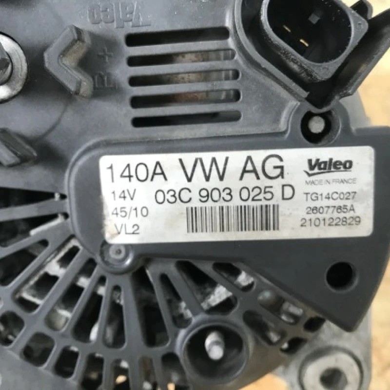 Alternator / Volkswagen Golf Plus MK6 2011 / Motor, racire si evacuare
