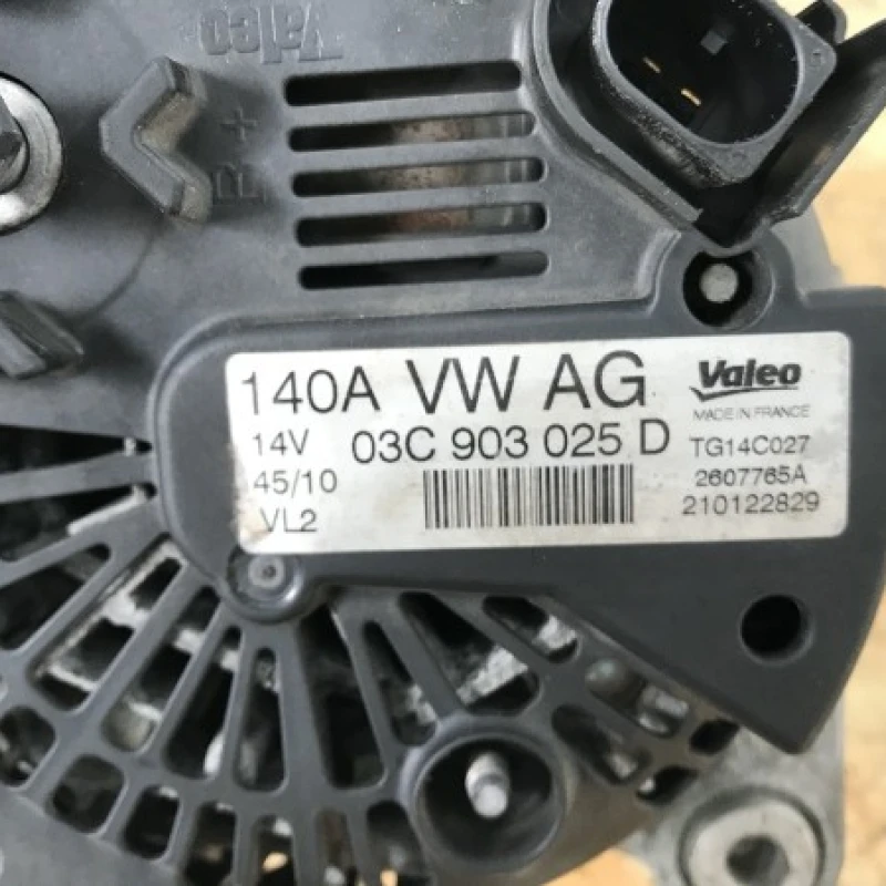 Alternator / Volkswagen Golf Plus MK6 2011 / Motor, racire si evacuare