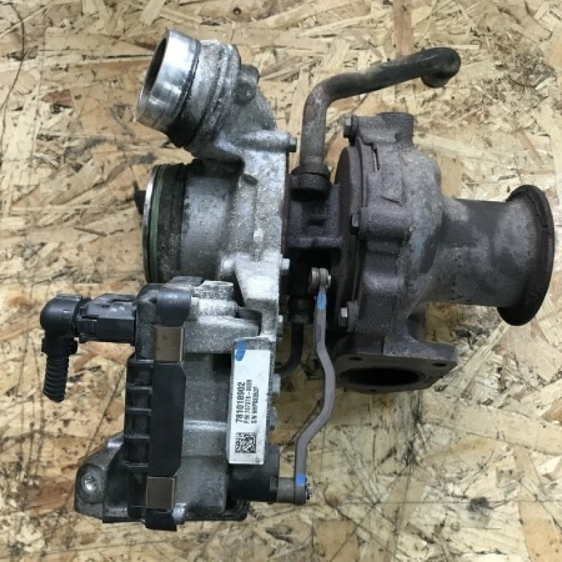 Turbosuflanta cu actuator BMW 