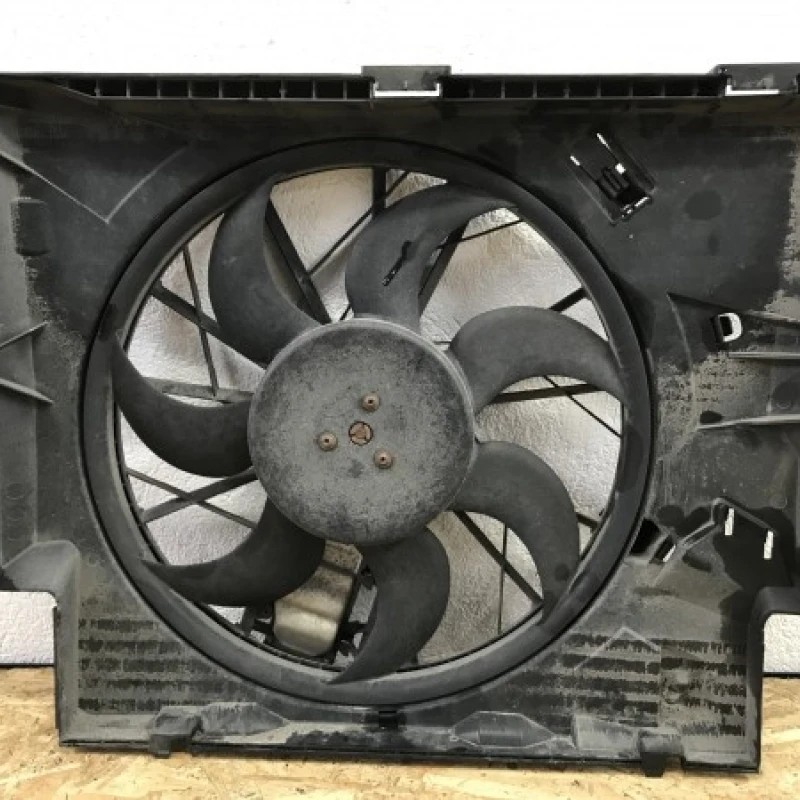 Electroventilator BMW Seria 1 E81 2011