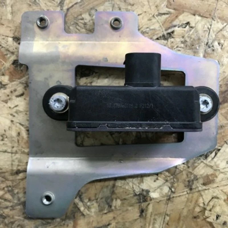 Senzor ESP / BMW Seria 1 E81 2011 / Audio si electronice