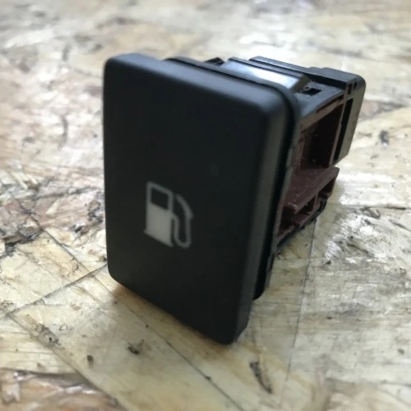 Buton deschidere rezervor / BMW Seria 1 E81 2011 / Audio si electronice