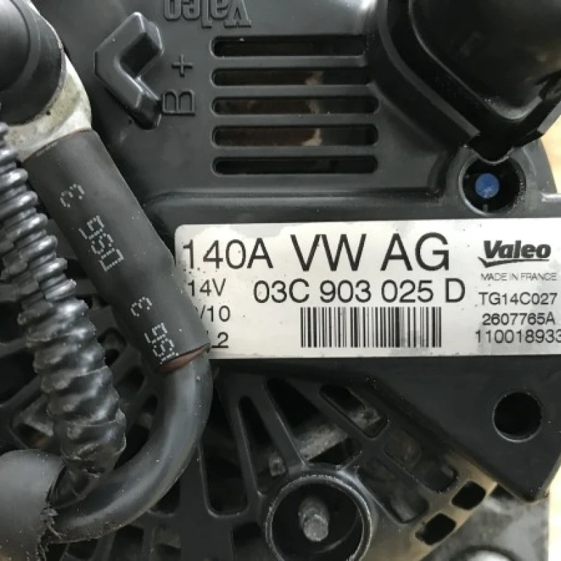 Alternator / Volkswagen Passat B6 2010 / Audio si electronice
