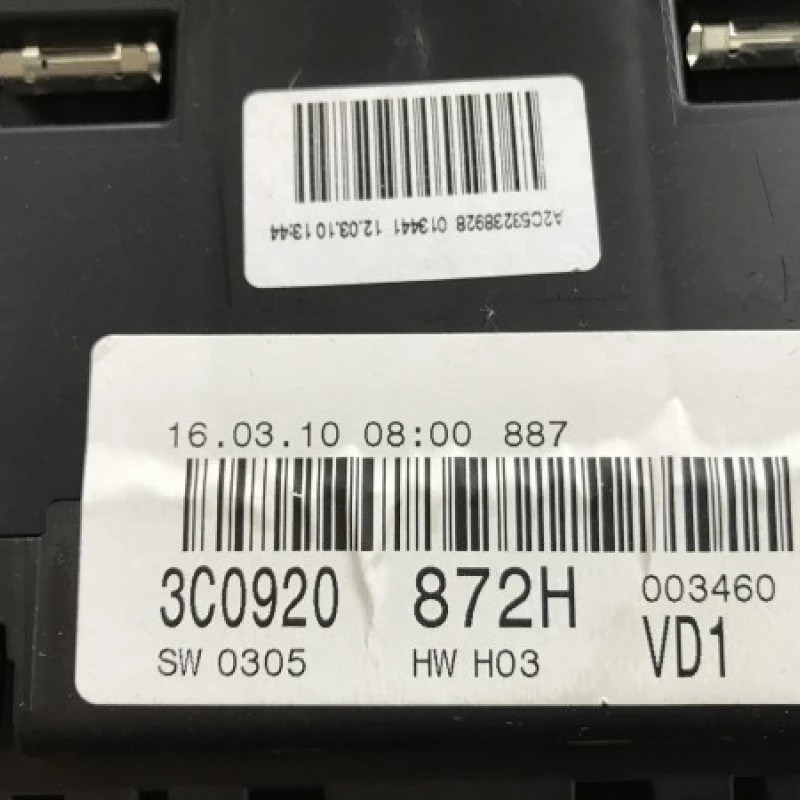 Ceas bord / Volkswagen Passat B6 2010 / Audio si electronice