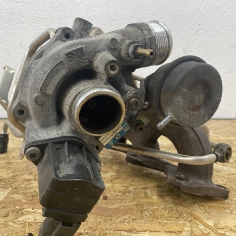 Turbosuflanta turbina / Volkswagen Passat B6 2010 / Motor, racire si evacuare