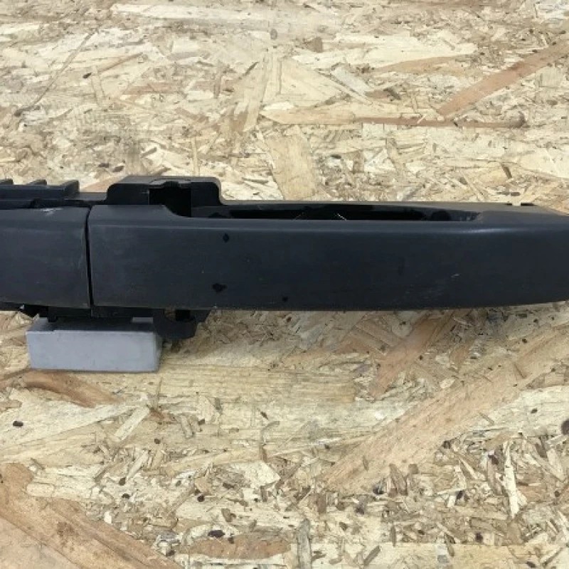 Maner usa dreapta spate Nissan Navara D40 2010