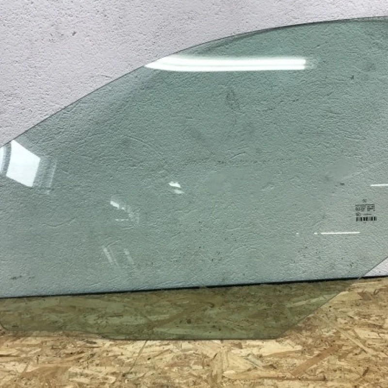 Geam stanga fata / Mercedes-Benz E Class W212 2010 / Caroserie, oglinzi si faruri