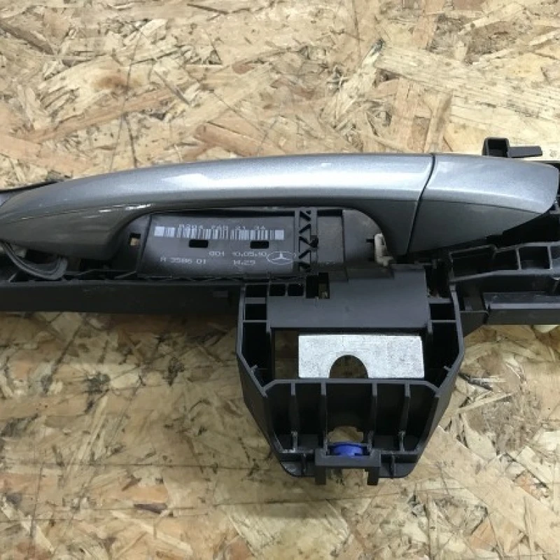 Maner usa stanga spate Mercedes-Benz 